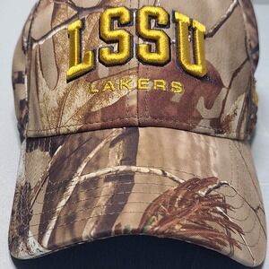 Under Armour LSSU Lakers Hat mens LG/XL Camo Embroidered Baseball Cap  Ncaa